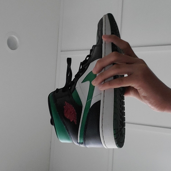 Jordan 1 pinne green mids - Picture 1 of 3